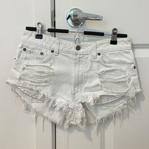 LF Carmar Denim White Shorts